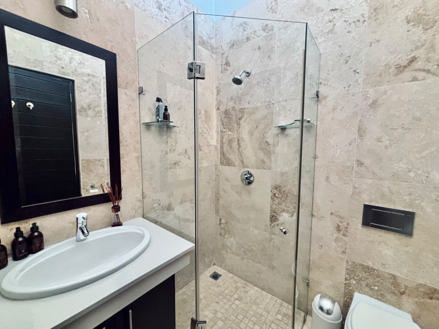 5 Bedroom Property for Sale in Waterford Golf and River Estate Free State